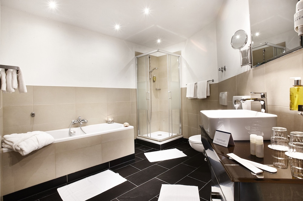 Hotel Kiel By Golden Tulip 26/30