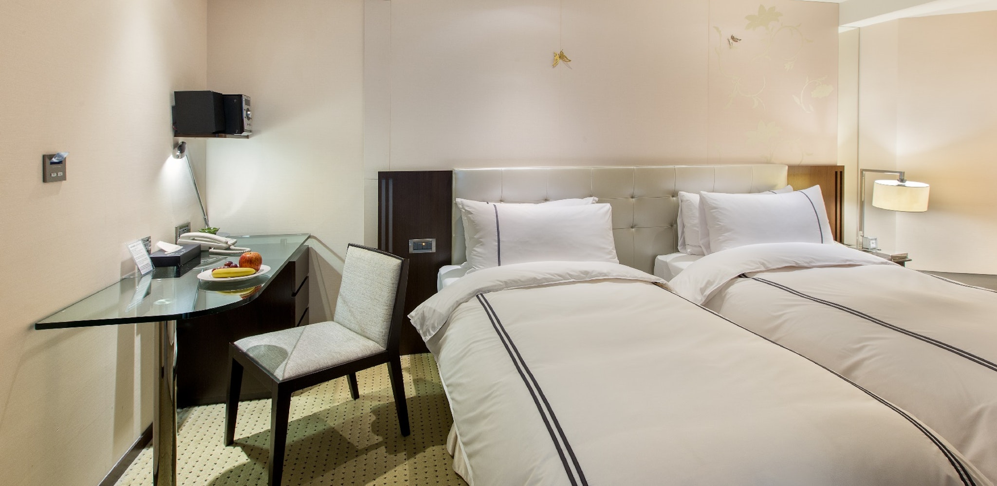 K Hotel Dunnan 2/20
