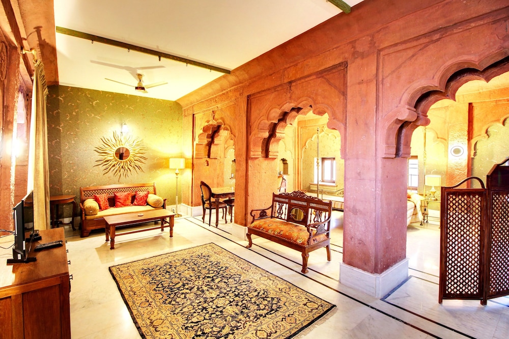 FORT POKARAN HOTEL 18/34