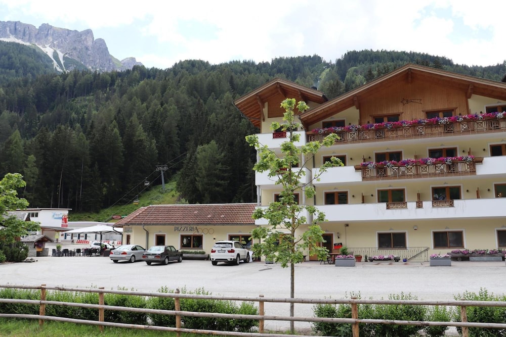 Hotel Bergkristall 8/50