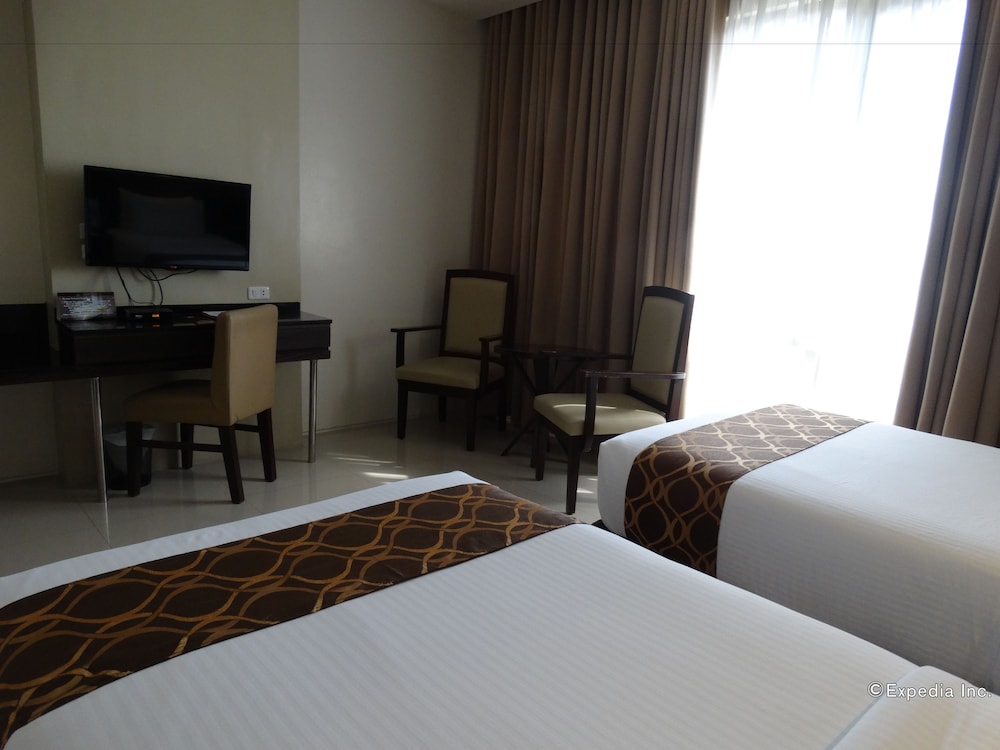 Infinity Suites 24/45