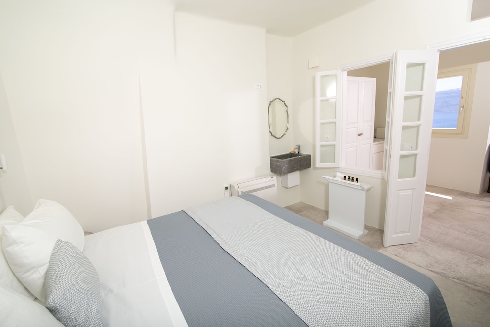 Aloia Villas 9/50
