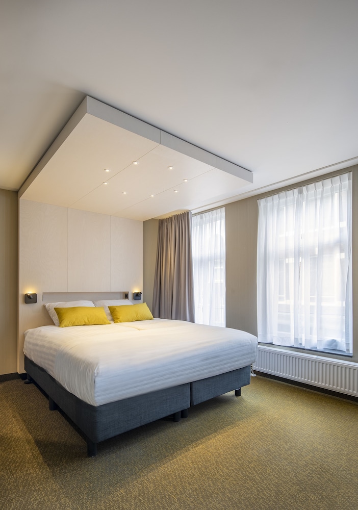 BASIC, DOUBLE BED