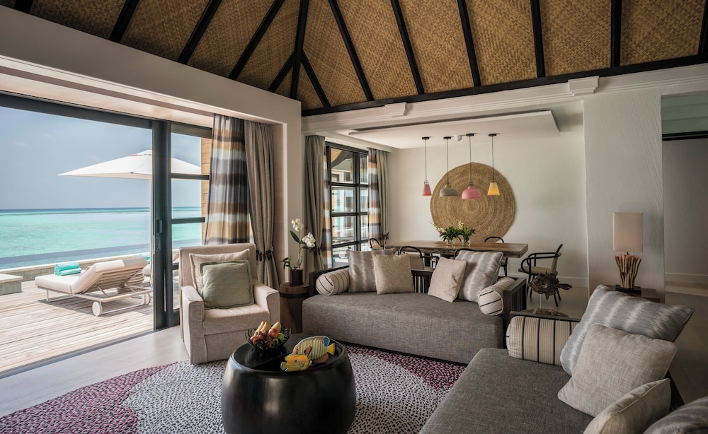 Four Seasons Resort Maldives at Kuda Huraa 36/58
