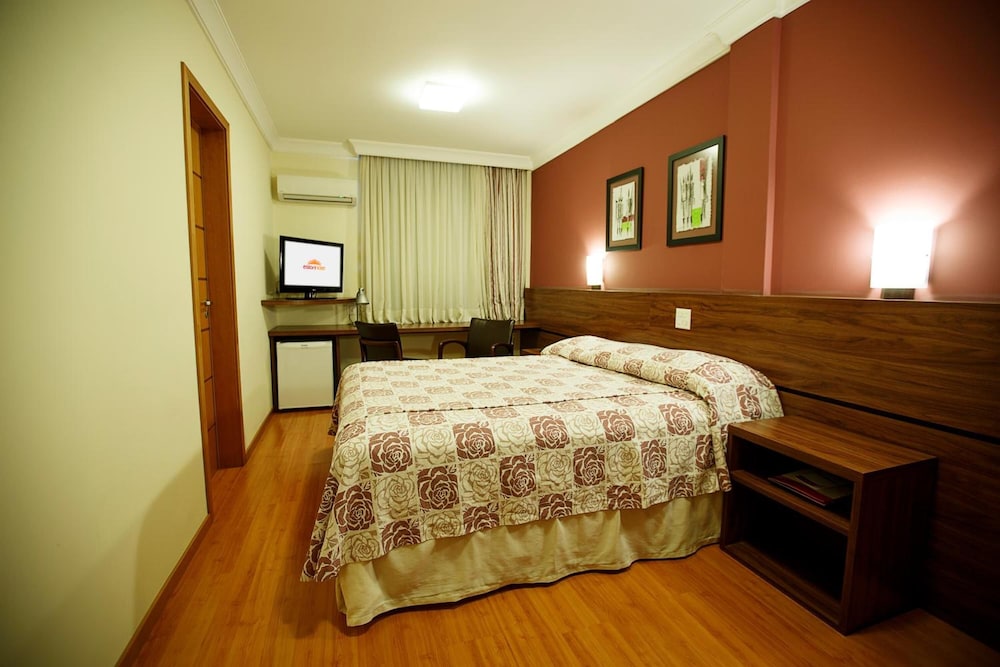 Eston Hotel 12/38