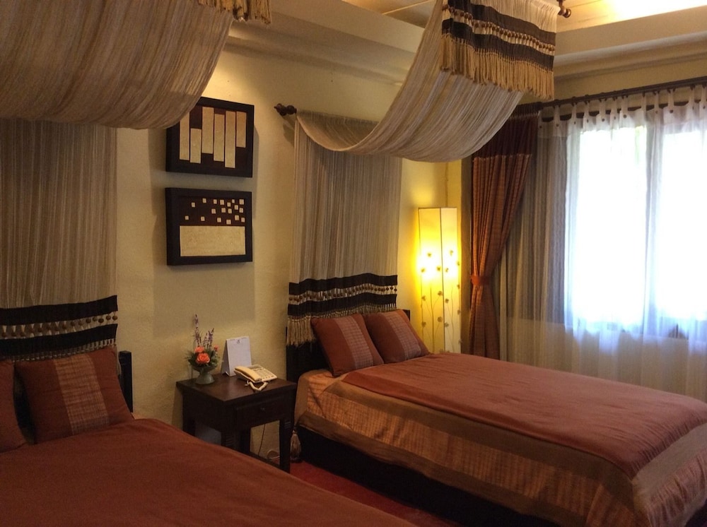 STANDARD, TWIN BEDS