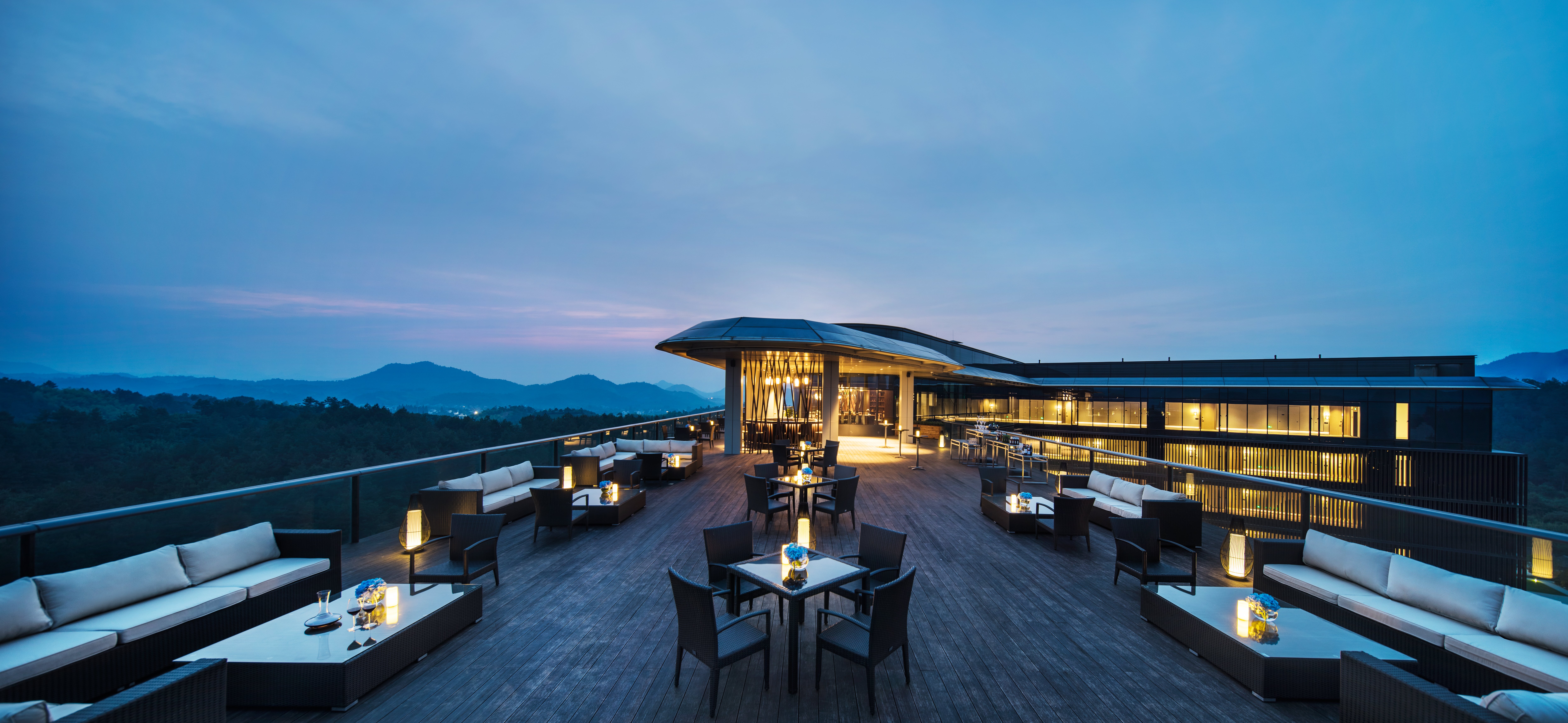 Banyan Tree Anji 4/50