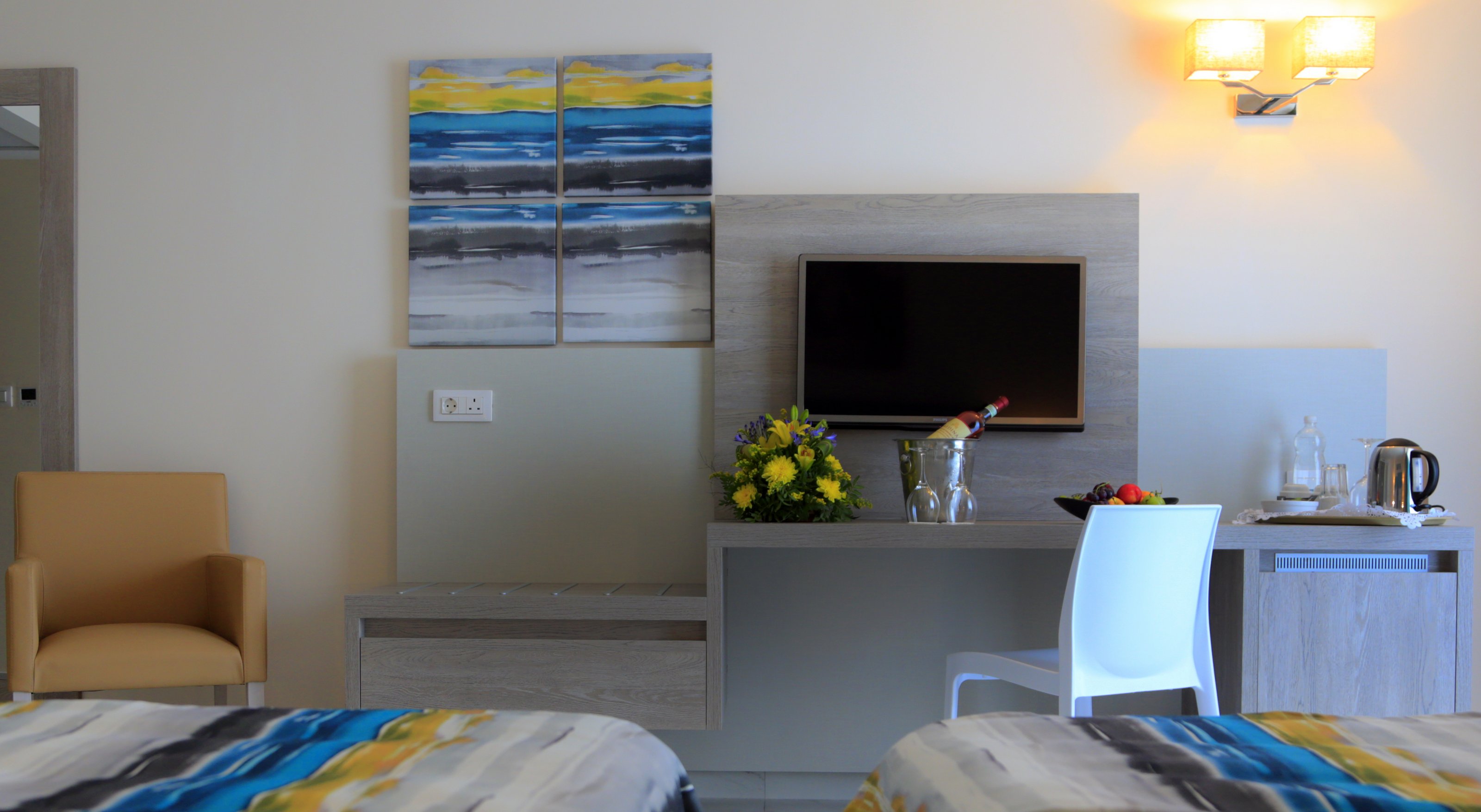 Room, Double or Twin Bed, Lateral Side Sea View، Riviera Spa Resort - Adults Only 4/5