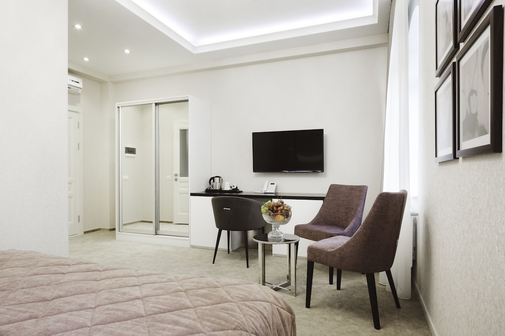 Roxen Hotel & Spa 24/30