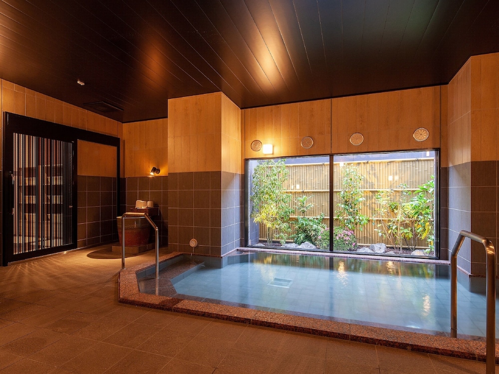 Hotel Route Inn Miyoshi Ekimae 23/28
