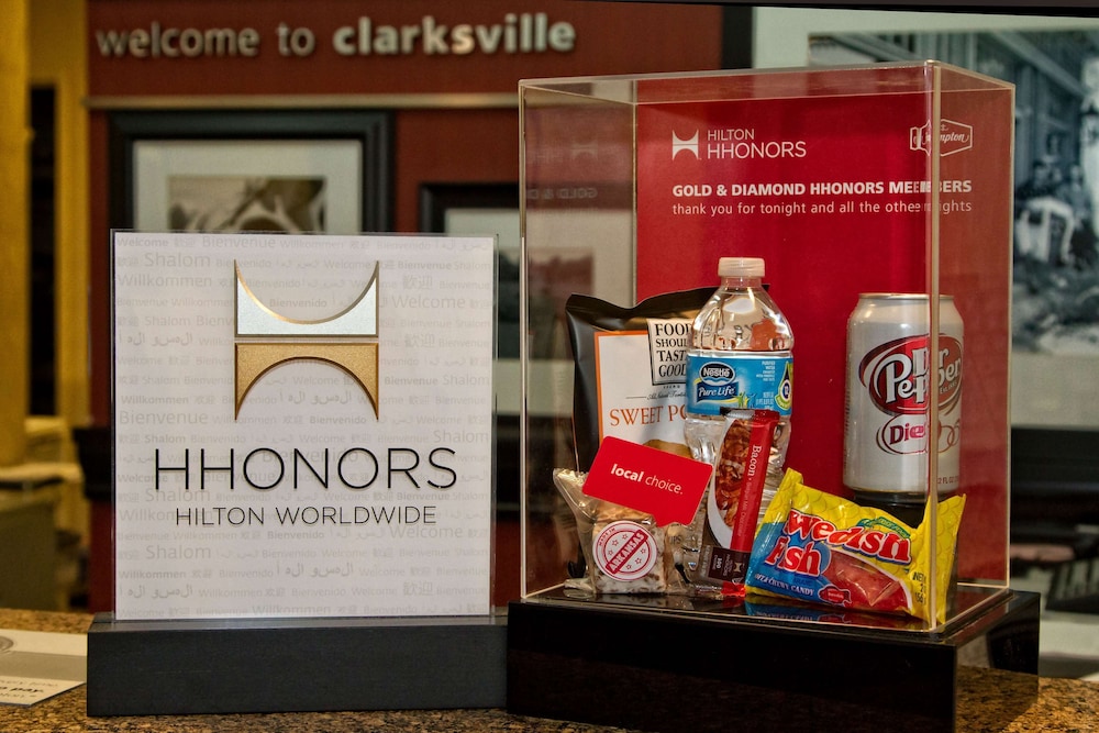 Hampton Inn Clarksville 27/77