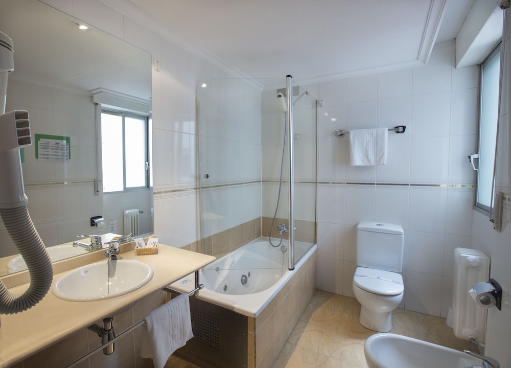 Hotel Reyes Catolicos 37/39