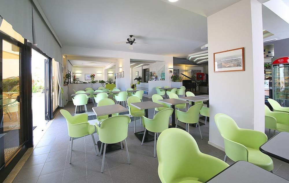 Hotel Caravel 26/50