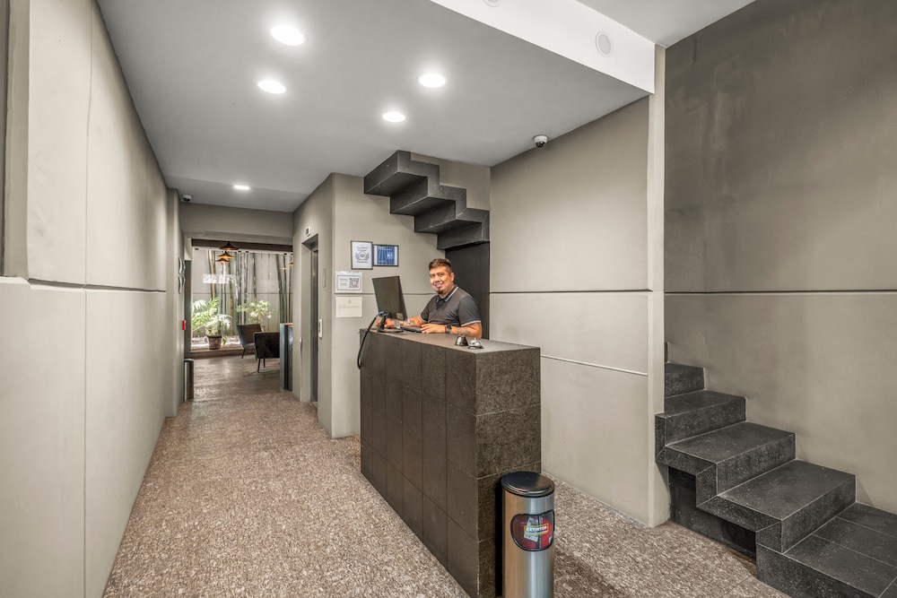 Armonik Suites 8/66