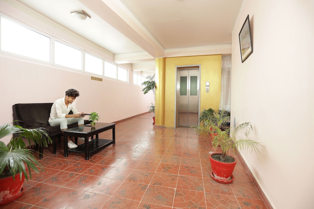 Hotel Access Nepal 12/70