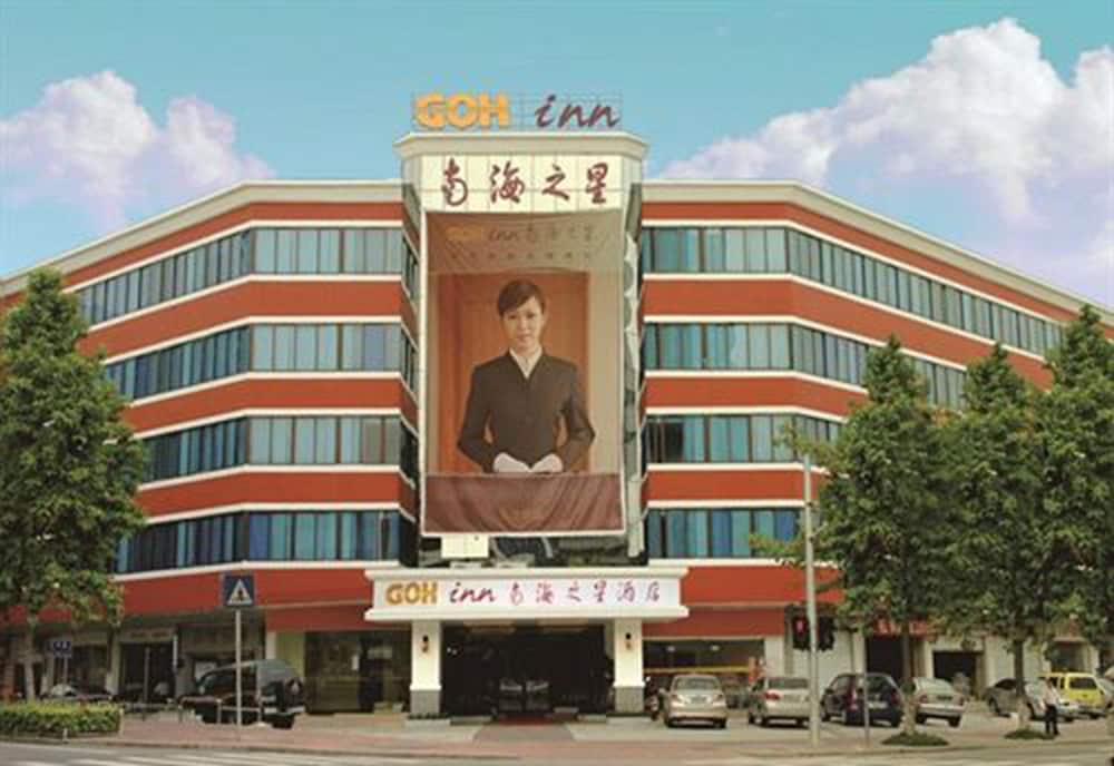 Green Oasis Hotel 3/45