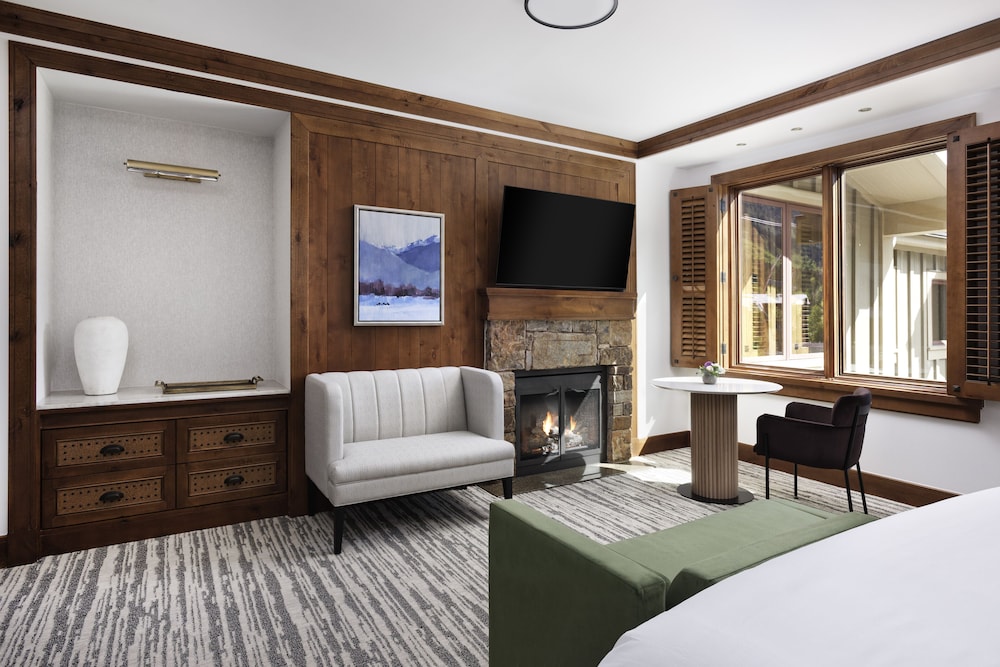 Four Seasons Resort and Residences Jackson Hole 45/80