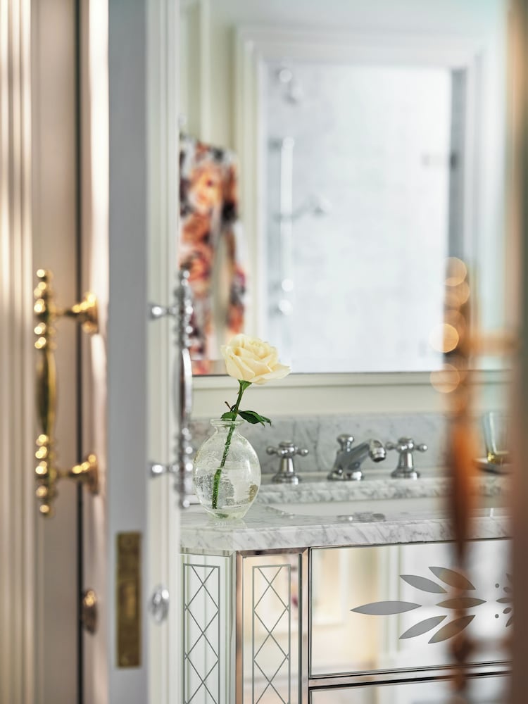 The Dorchester Hotel 24/48