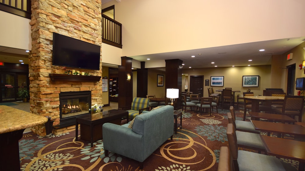 Staybridge Suites Cincinnati North Oh 46/69