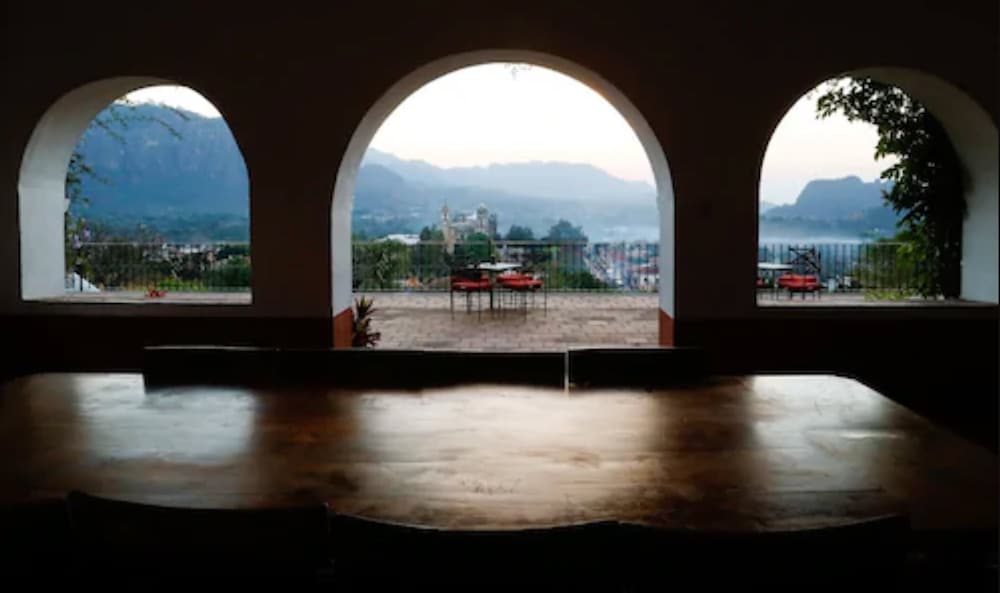 Posada Del Tepozteco Hotel 41/77