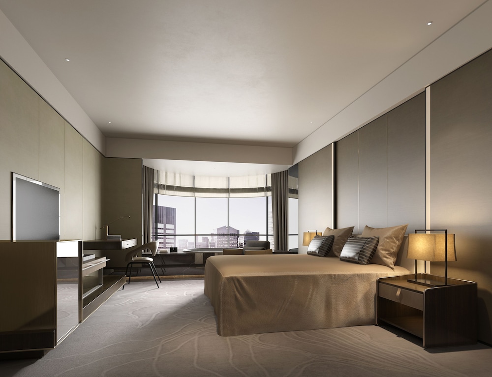 Superise Hotel 18/40