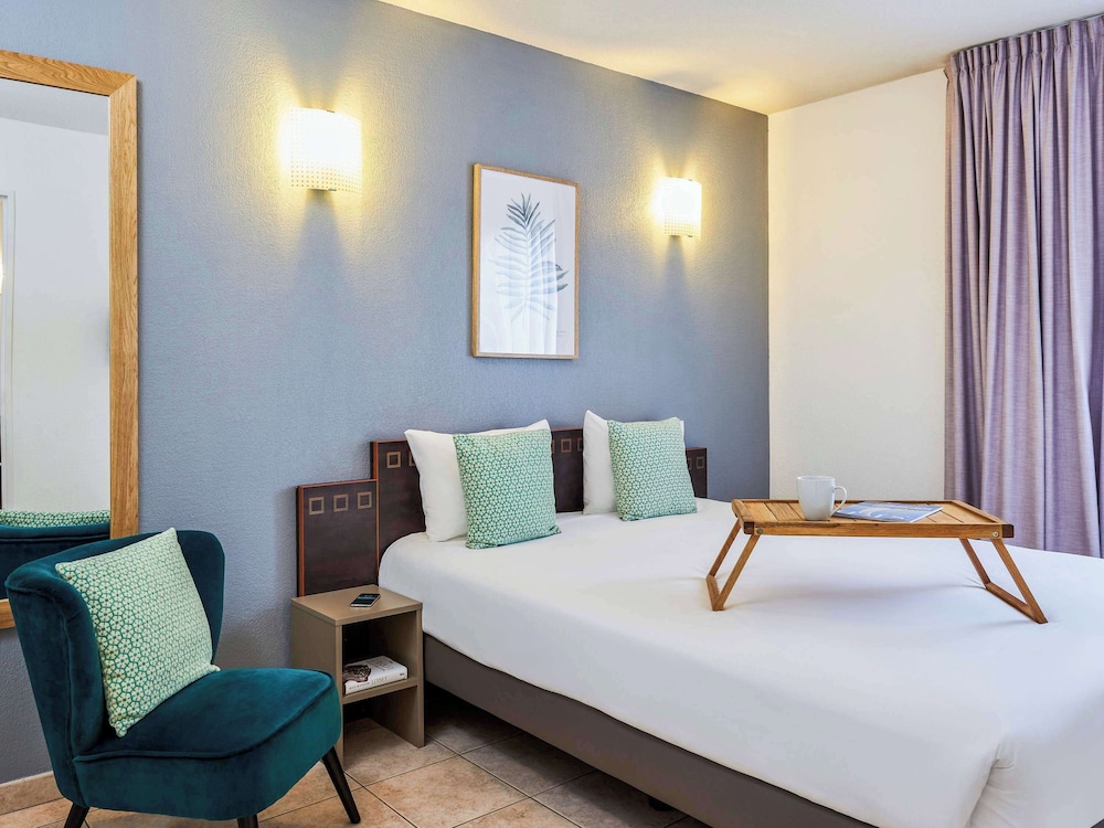 1 BEDROOM, APARTMENT