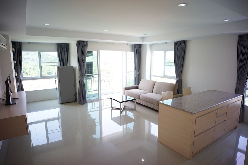 The Precious Apartment 42/66