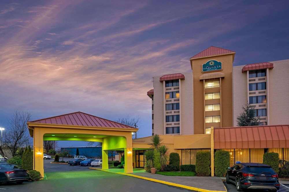La Quinta Inn & Suites by Wyndham Tacoma - Seattle 5/45