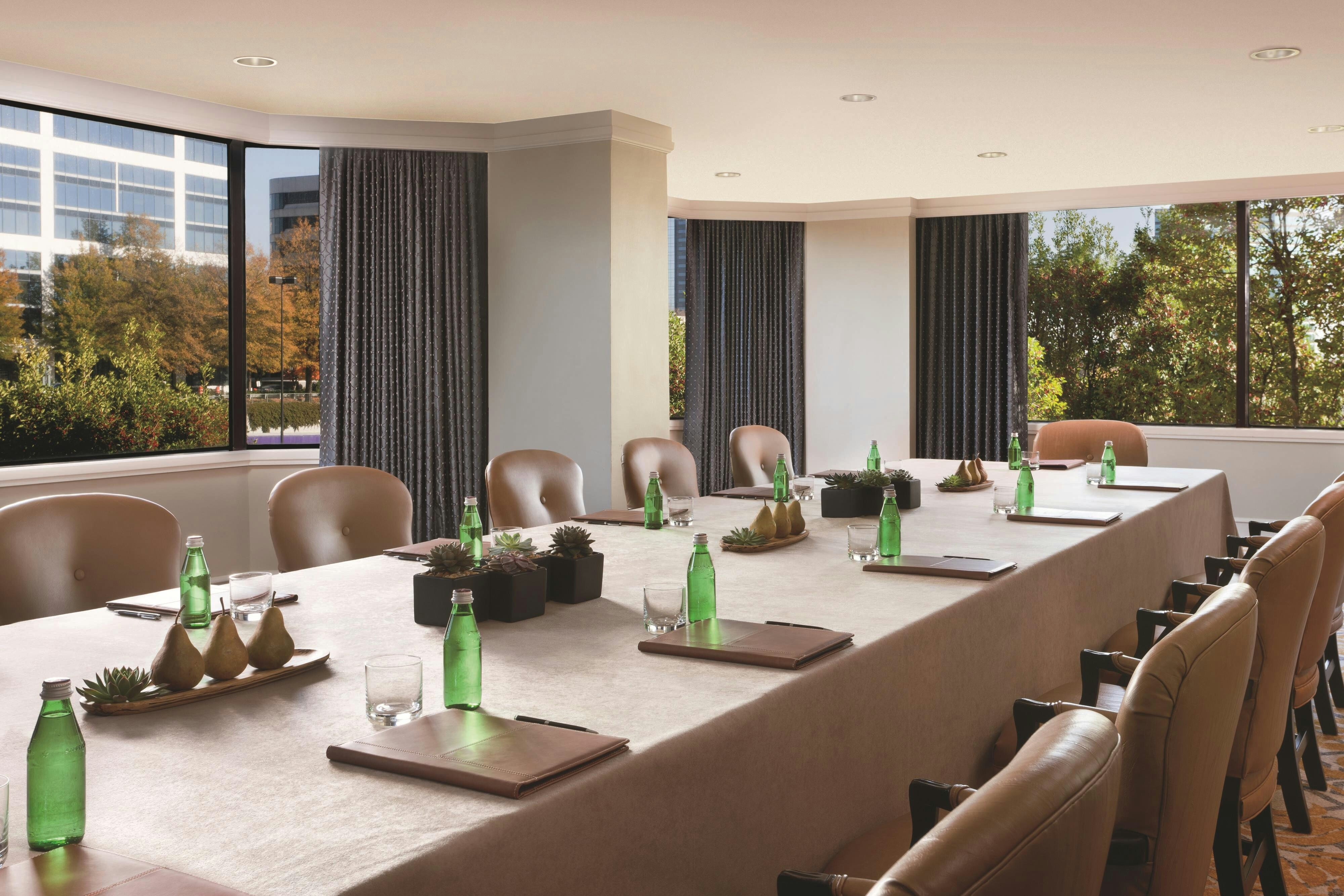The Whitley A Luxury Collection Hotel Atlanta Buckhead 77/78