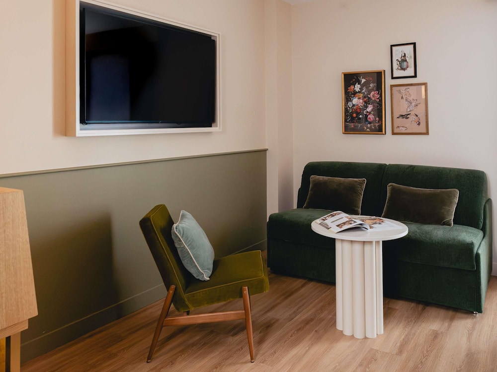 Square Lodge Hotel La Roche sur Yon - Handwritten Collection 27/46