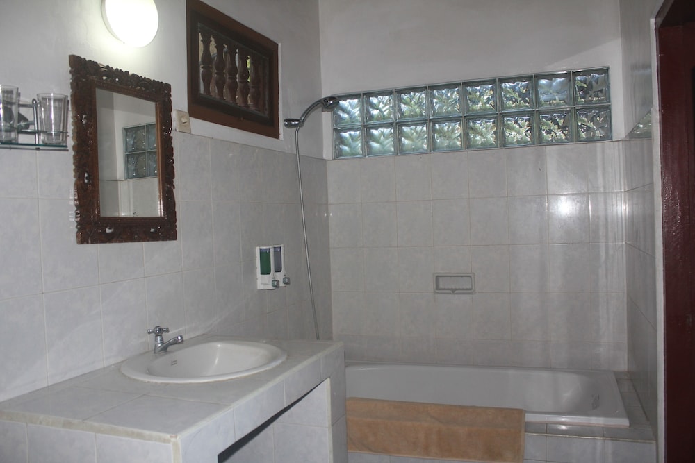 Suji Bungalow 29/66