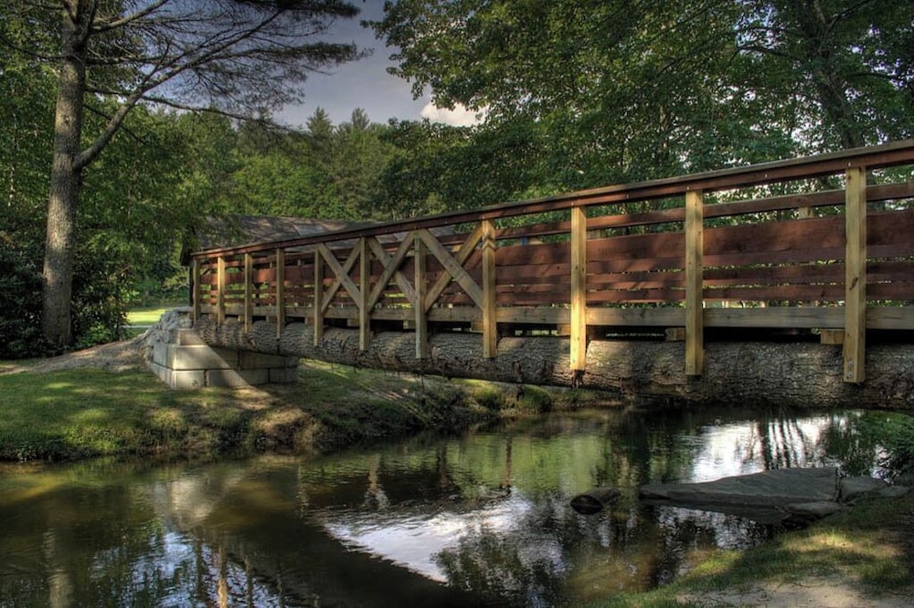 Foxhunt At Sapphire Valley 7/65