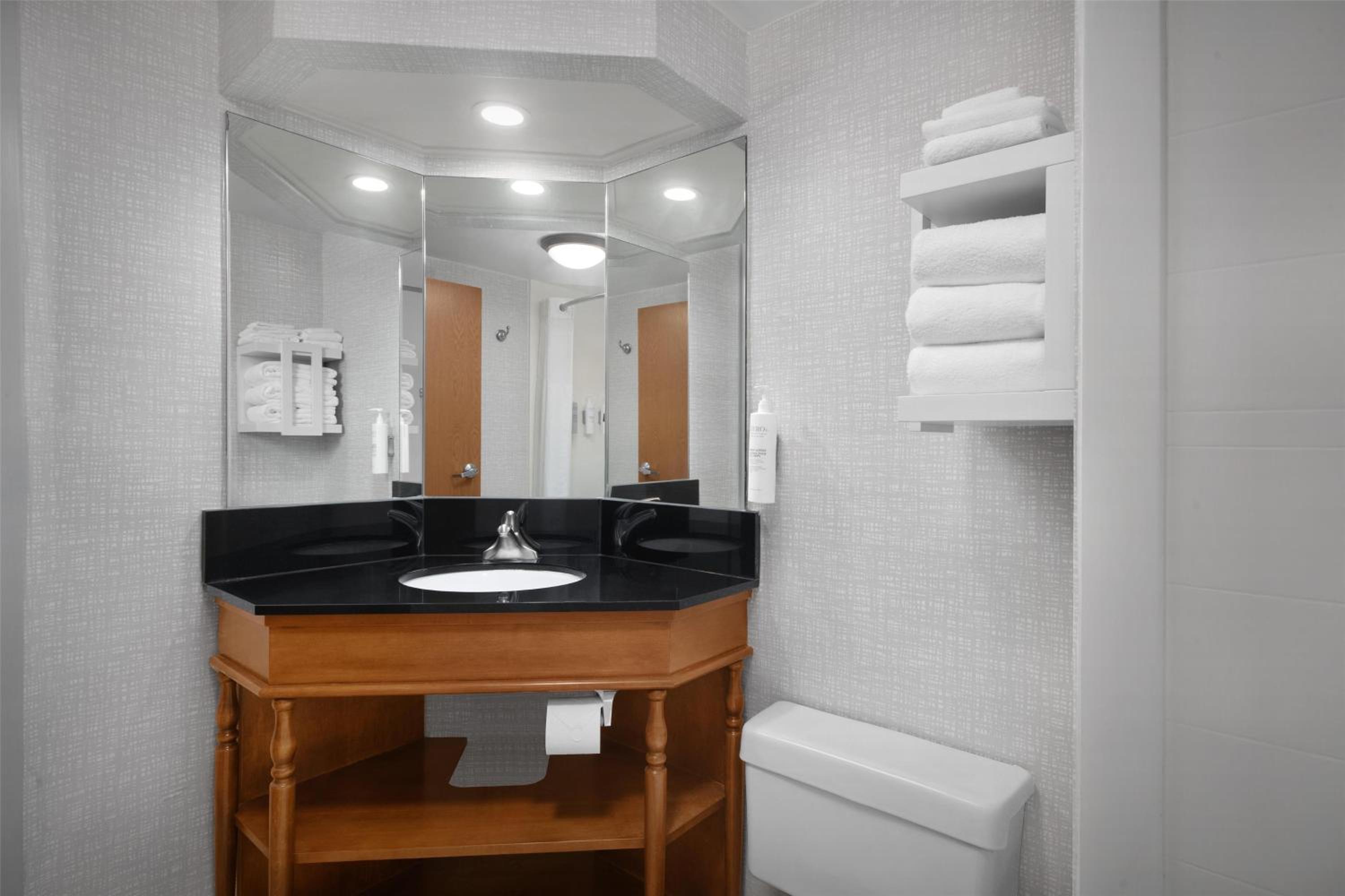 hampton inn pittsburgh greentree