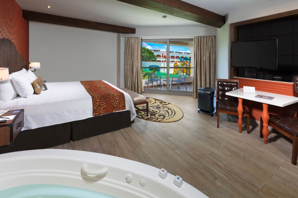 Hacienda, Deluxe, King Bed