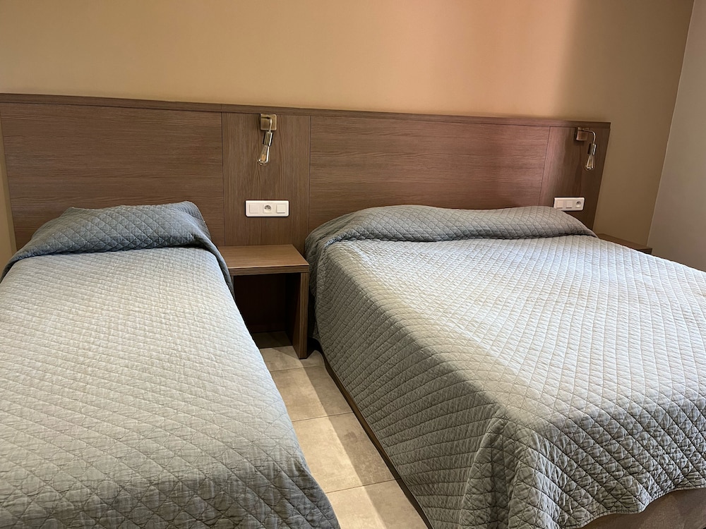 Hotel Corsica 13/50