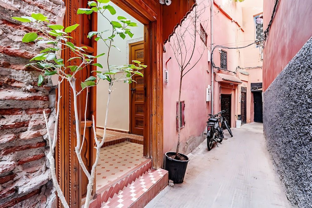 Riad Jnan Adam 35/36