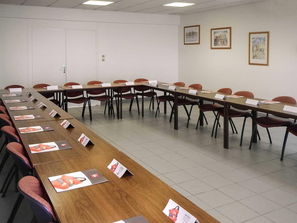 Ibis Poitiers Beaulieu 56/59