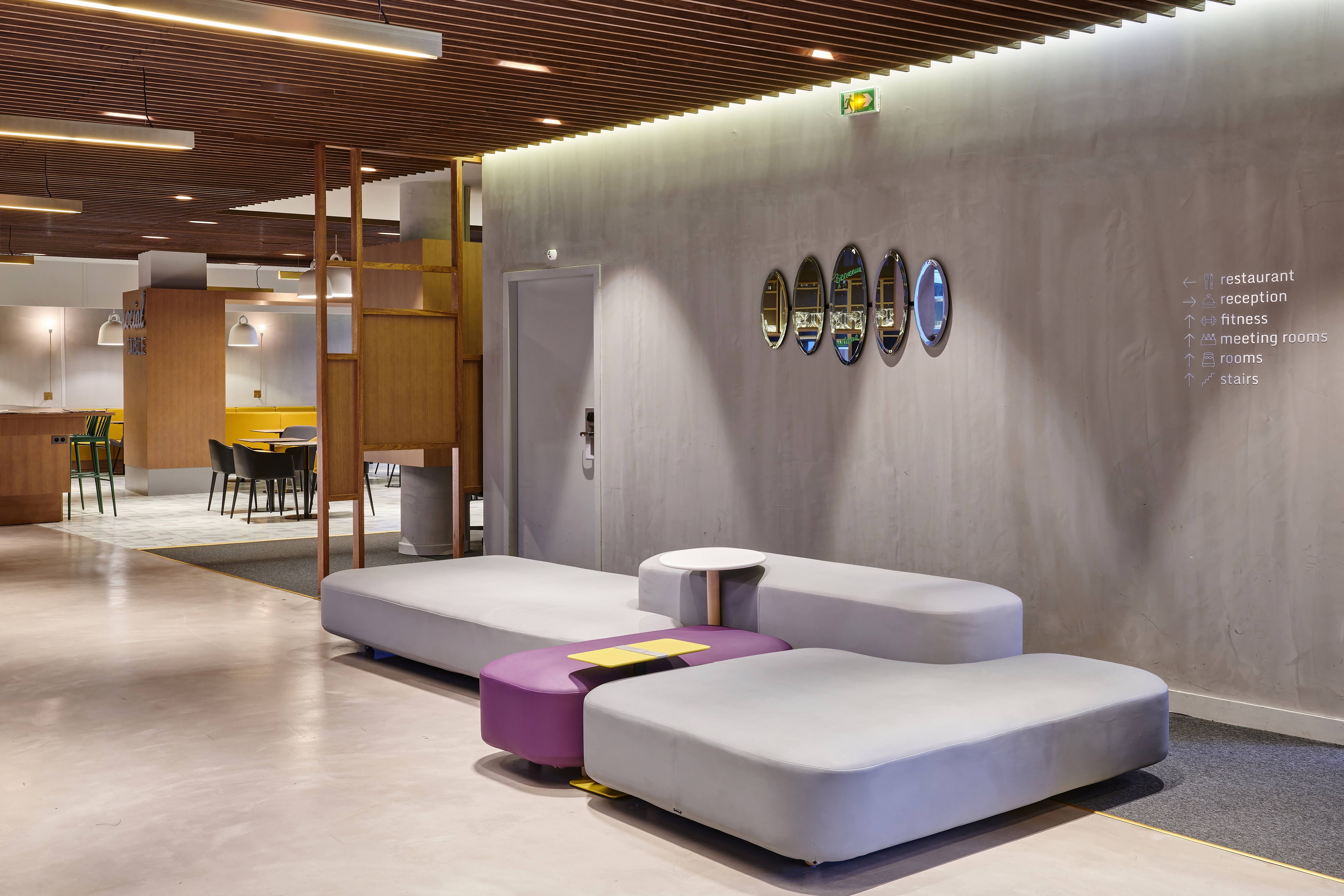 HOLIDAY INN PARIS MARNE LA VALLEE 19/50