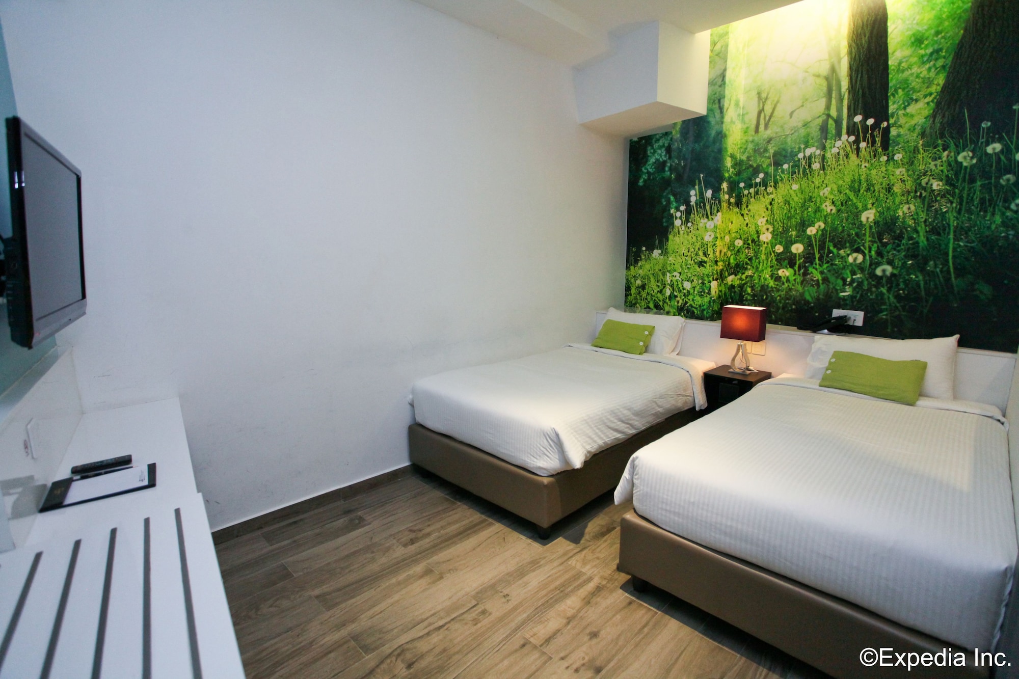GOLD, SUPERIOR, DOUBLE BED, NO WINDOW