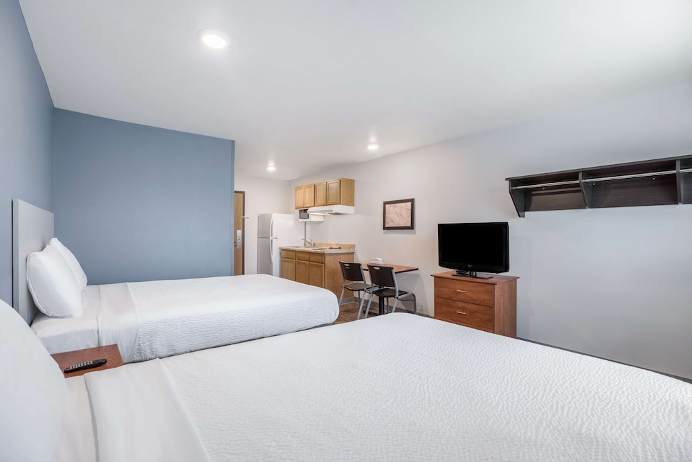 Extended Stay America Select Suites - Orlando - Sanford - Airport 9/35