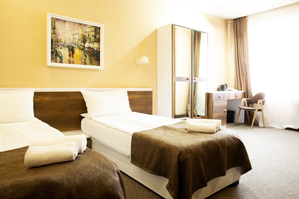 STANDARD, TWIN BEDS