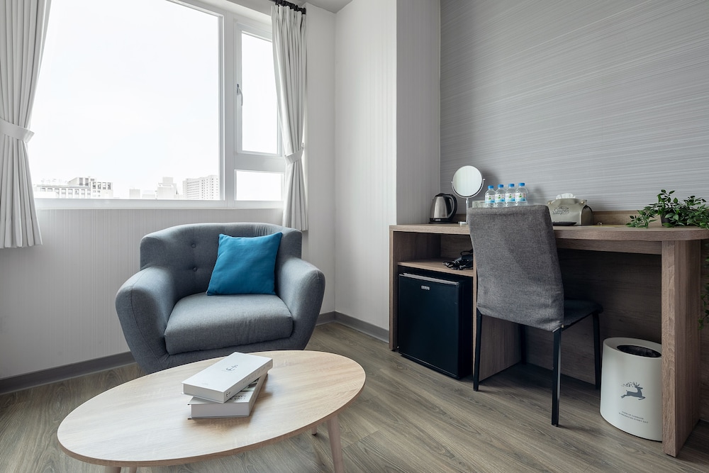 Hotel Brown - Zhongzheng 37/48