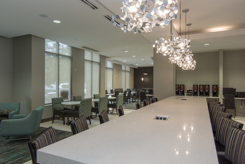 RESIDENCE INN RALEIGH-DURHAM AIRPORT/BRIER CREEK 49/53