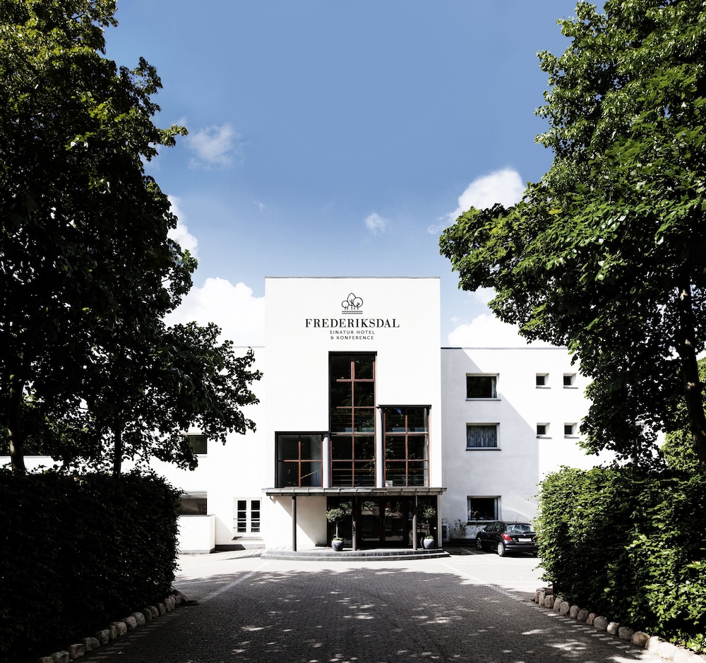 Sinatur Hotel Frederiksdal 37/49