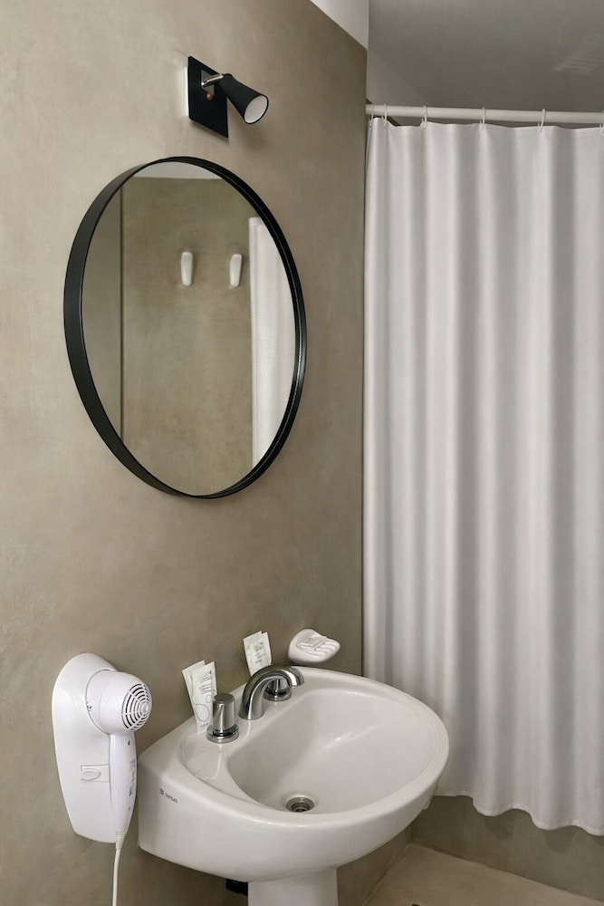 Sarum Hotel Design 49/50