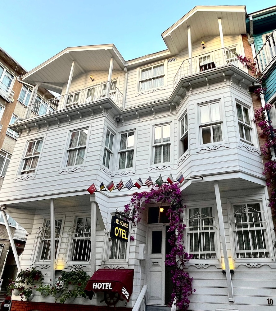 W. House Kadikoy 7/60