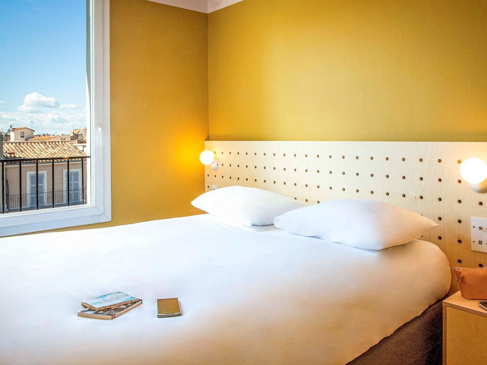 greet Hotel Marseille Centre Saint Charles 24/76