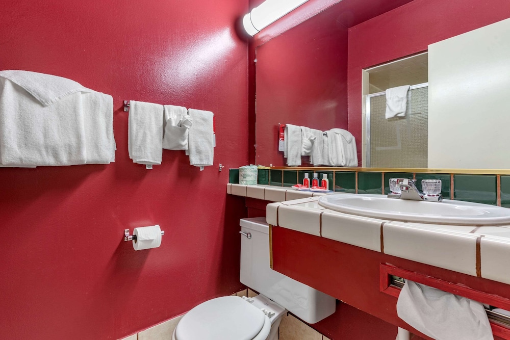 Econo Lodge Fallon Naval Air Station Area 18/30