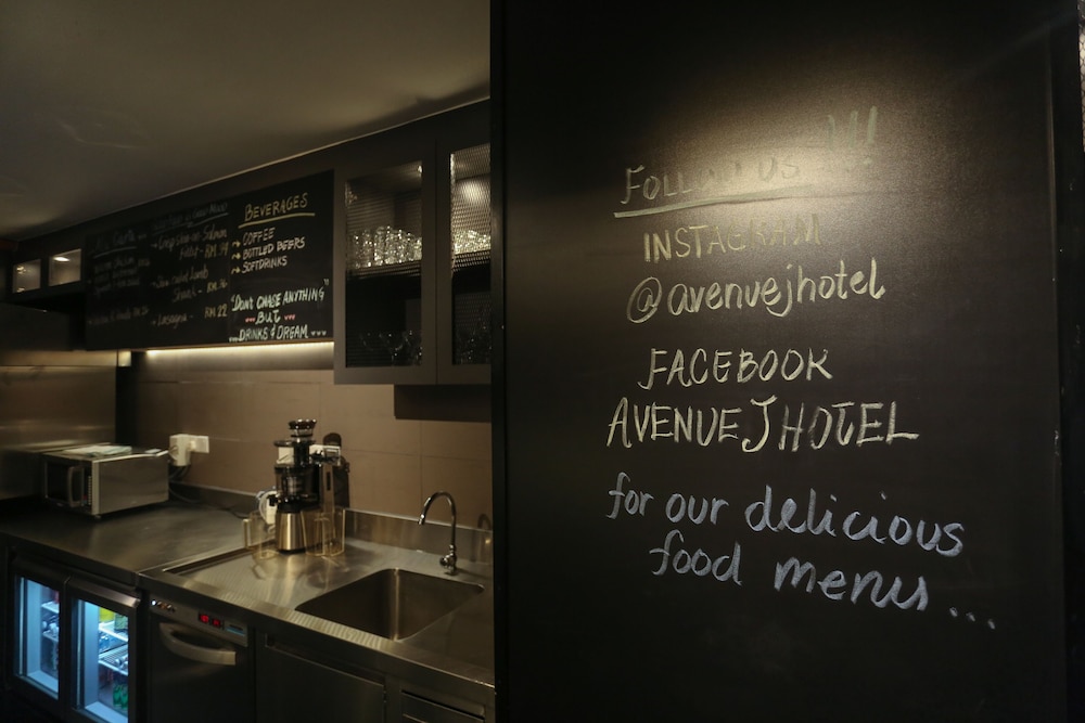 Avenue J Hotel Central Market 31/41