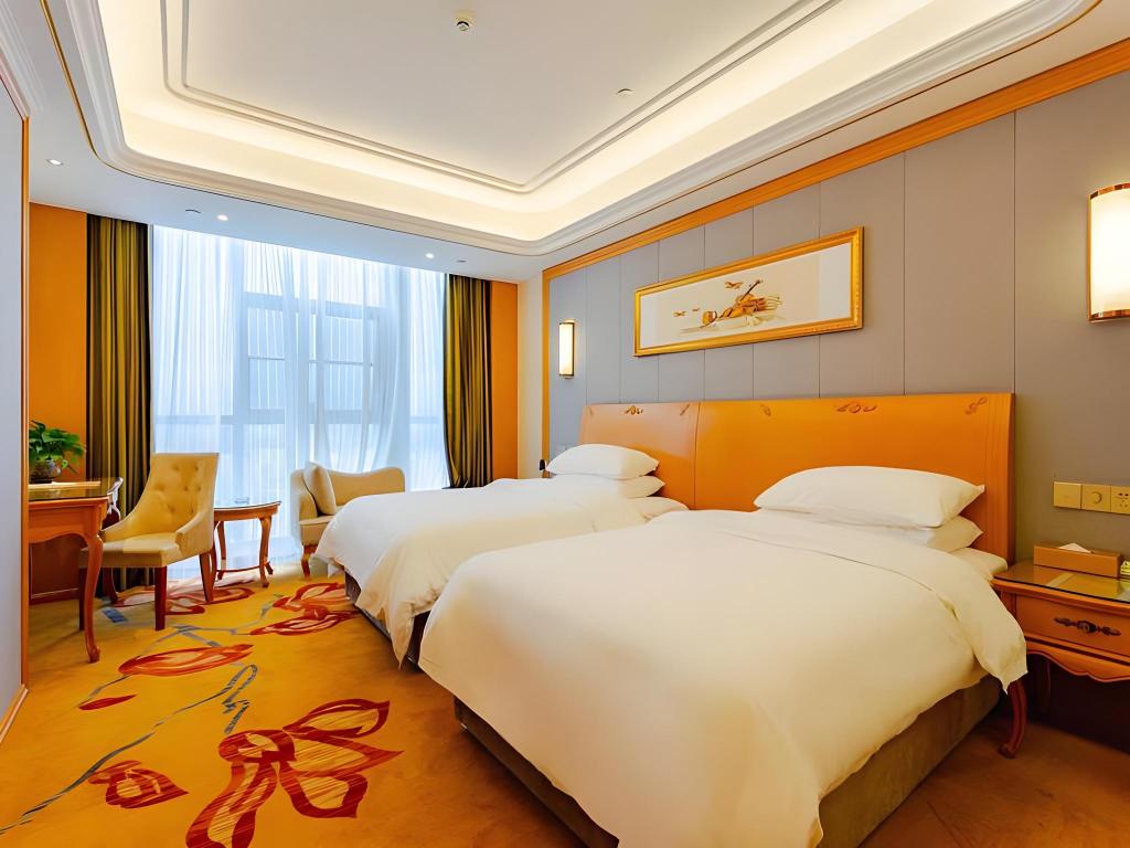 Vienna International Hotel (Kunming New Luosiwan, Vanke Charming City, Guangwei Metro Station) 28/52